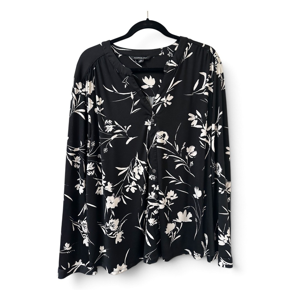 Plus Size 3X Black Ivory Floral Roll Tab Blouse Zac & Rachel Woman NWT